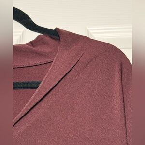 Beautiful burgundy top!